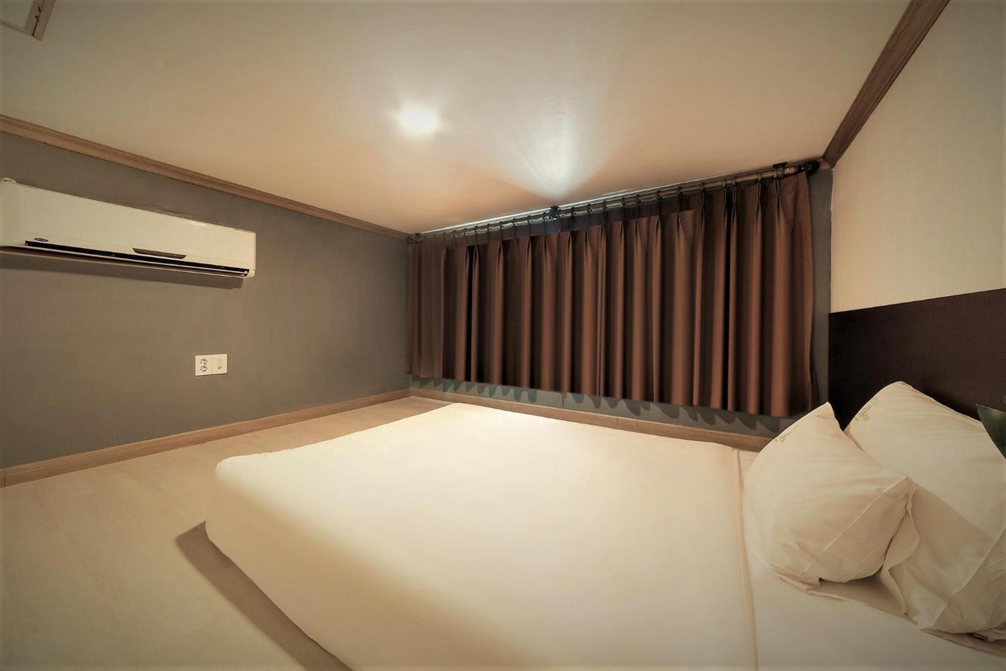 Hotel Hue Loft Инчон Екстериор снимка