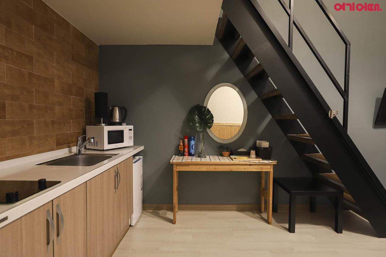 Hotel Hue Loft Инчон Екстериор снимка
