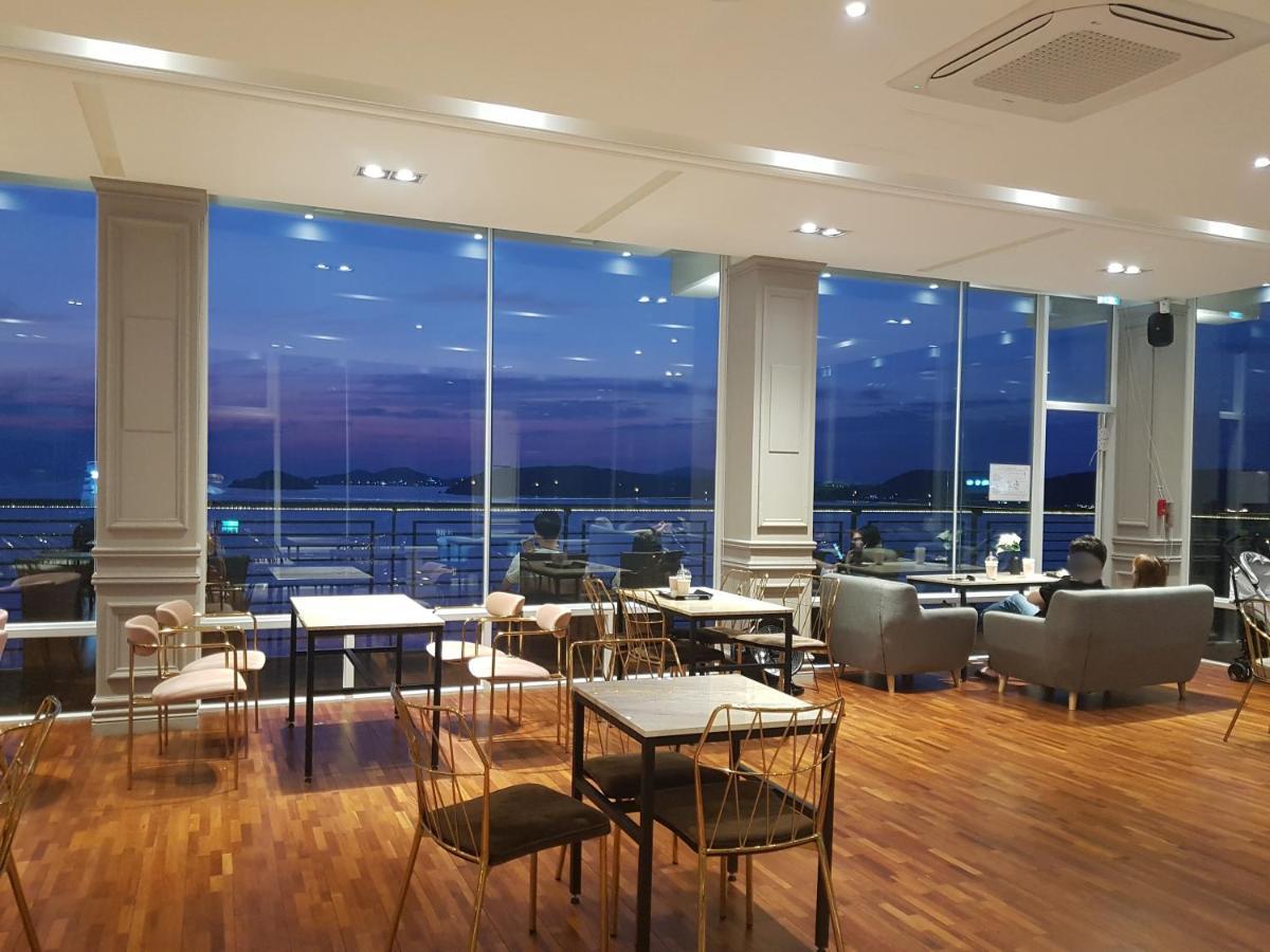 Hotel Hue Loft Инчон Екстериор снимка