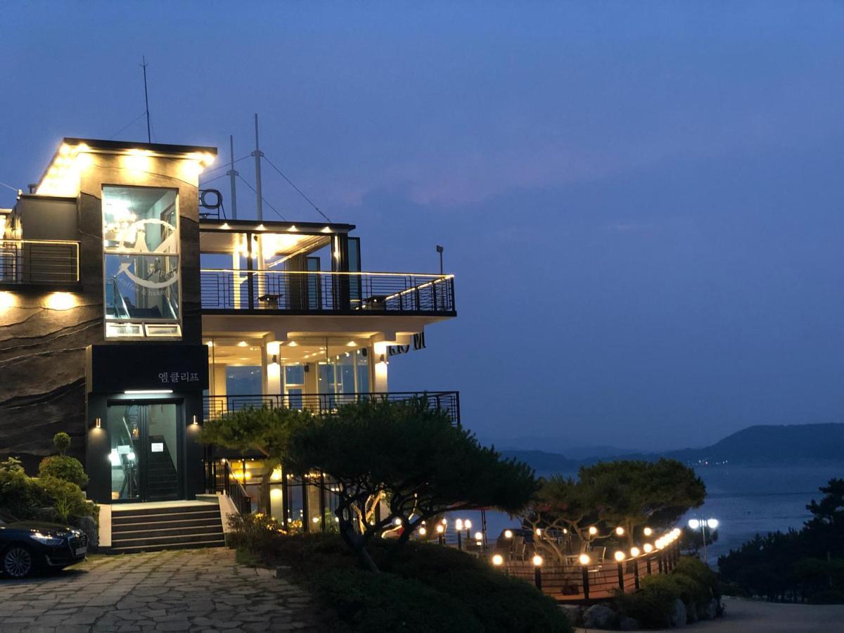 Hotel Hue Loft Инчон Екстериор снимка